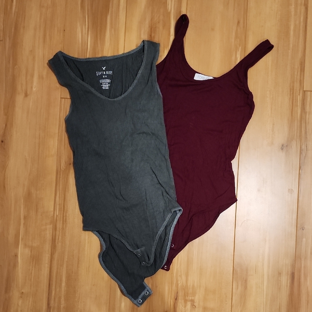 Superdry Gray and Red Ribbed Sleeveless Bodysuit